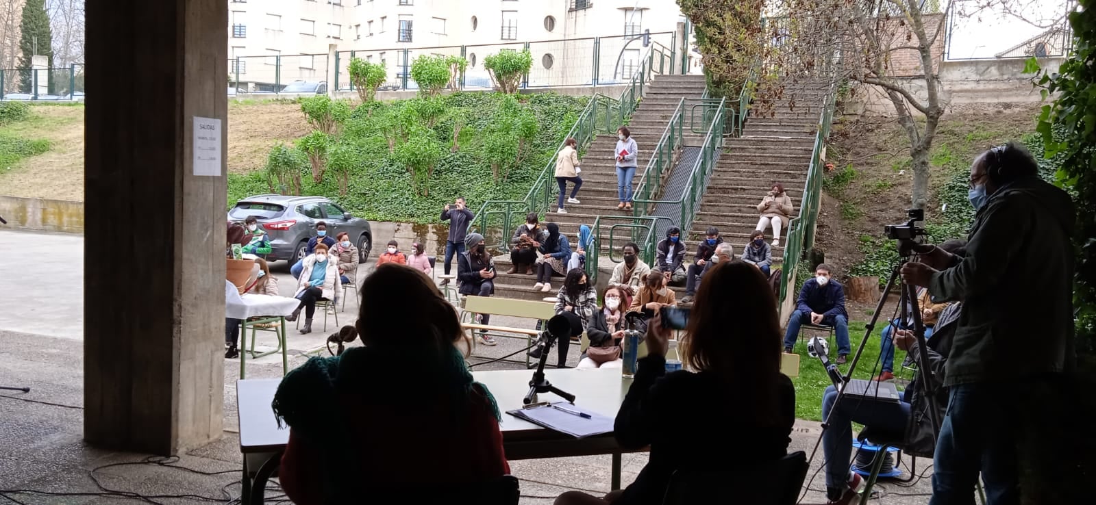 Figuras históricas en la Igualdad de trato visitan el directo de “Hola Barrio”
