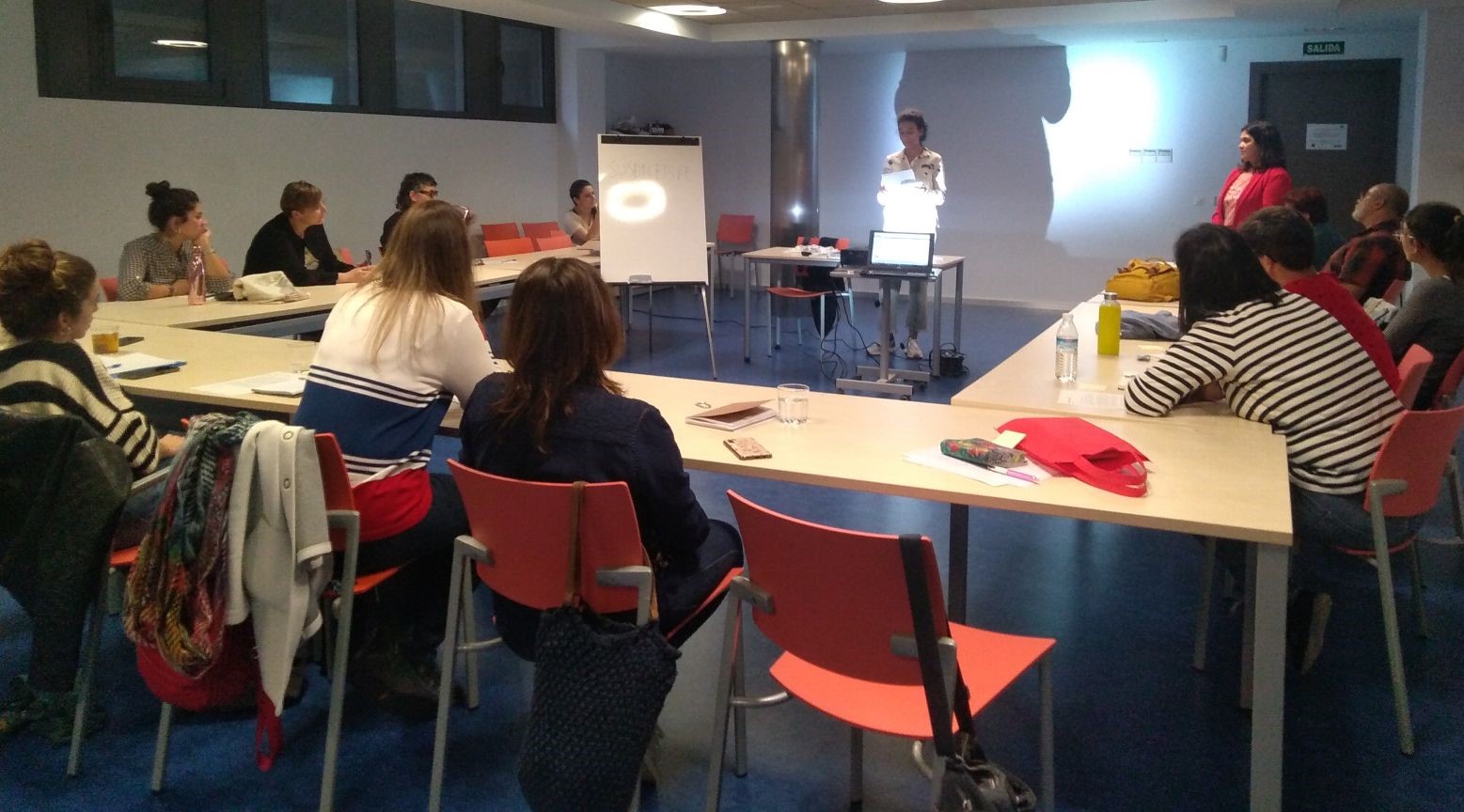 Taller Transformando las narrativas sobre las mujeres