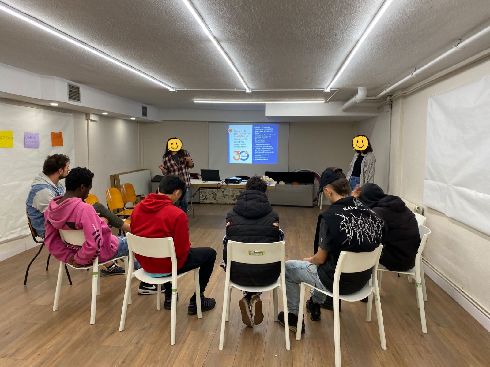 Taller de sensibilización a jóvenes en Fundación Pioneros 